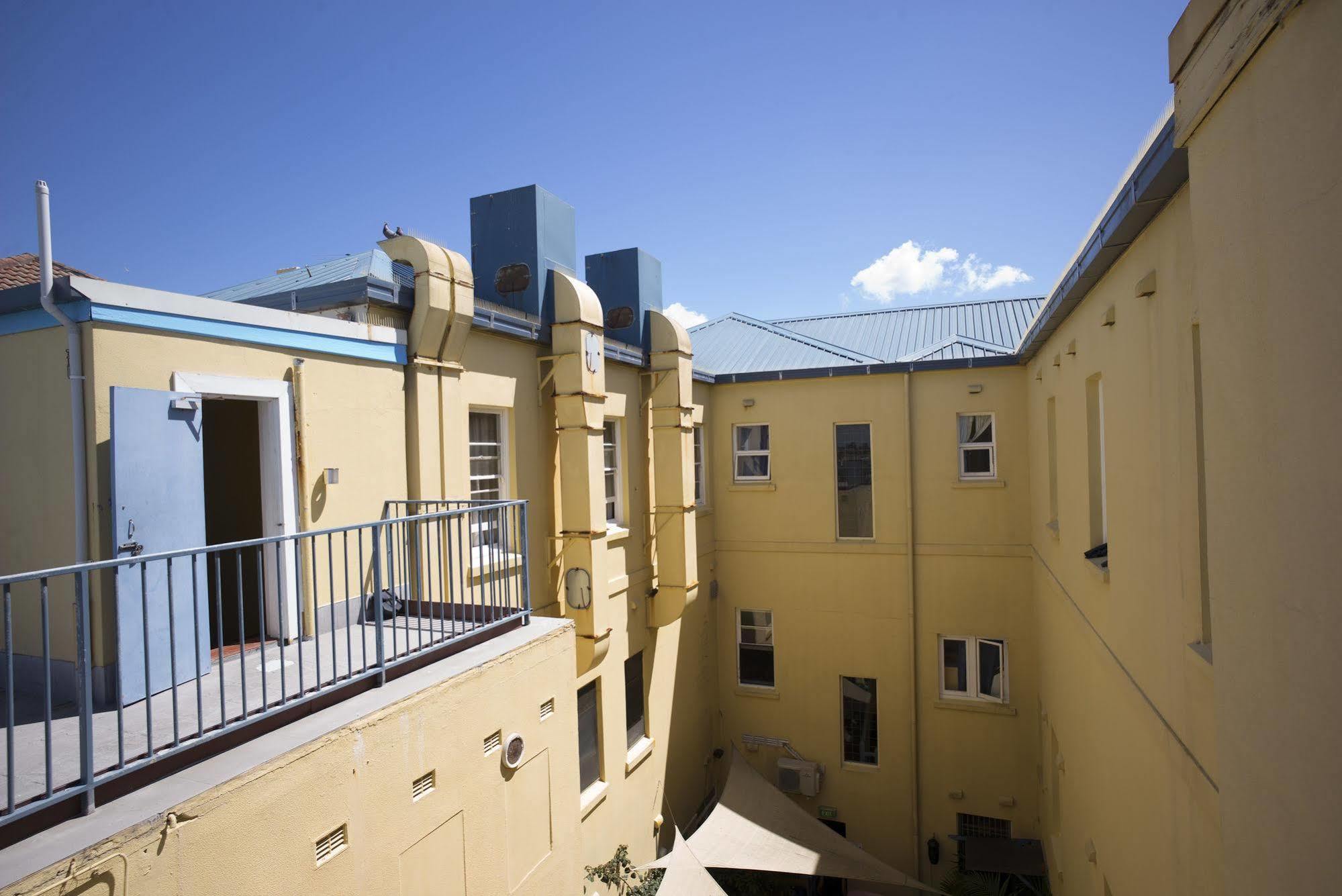 Bondi Beachside Inn Yha Sidney Exterior foto